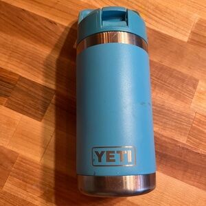 YETI Sky Blue Stainless Steel Bottle 12oz